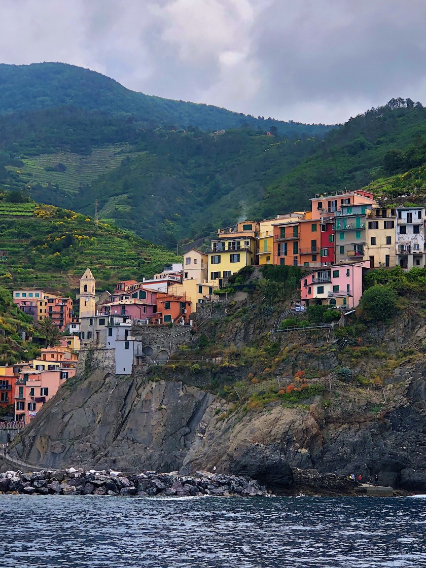 a5fd3410-98ee-49c3-98d2-9df8d7090e54